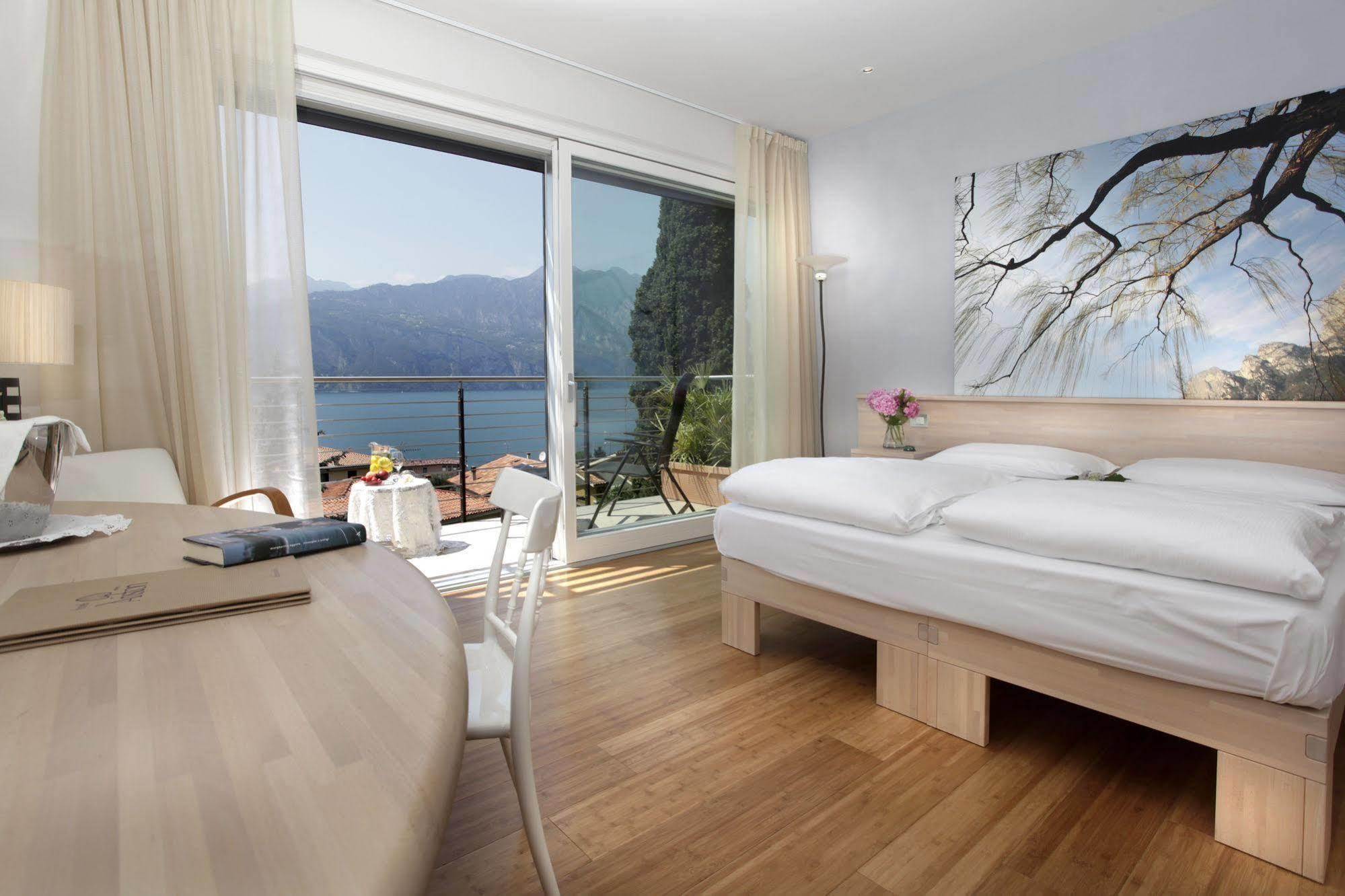 Eco Hotel Ariston مالتشيزينيه المظهر الخارجي الصورة